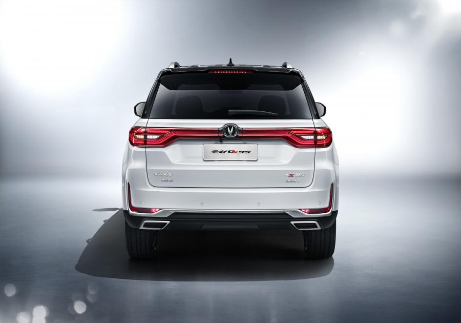  ChangAn CS95 2019 года  (фото 3 из 27)